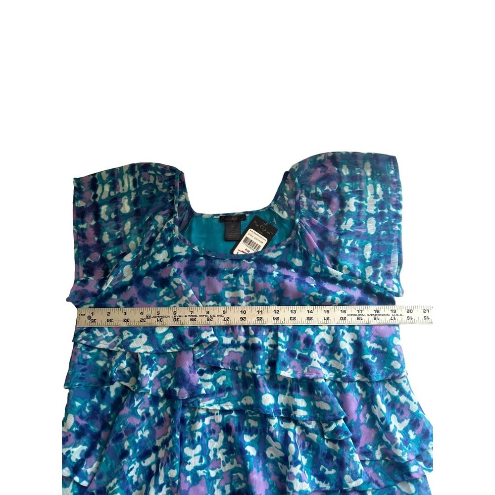 Nue Options Green, Blue & Lavender, Short Sleeve Ruffled Tier Top, MP - Picture 6 of 8